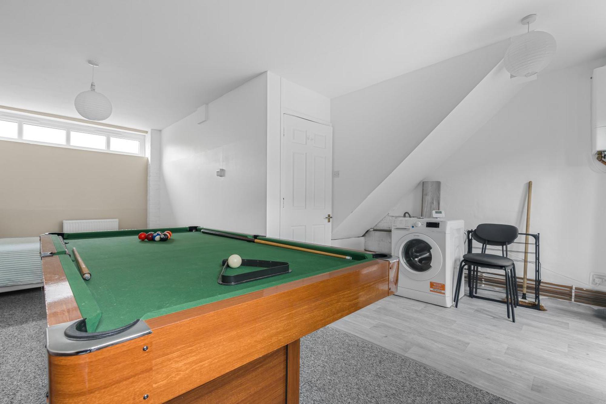 Serviced Accomodation - For Families Or Corporate London Exterior photo